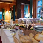 Gasthuis Waldgasthaus & Christianental 4*