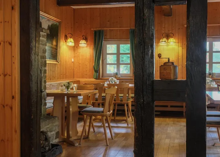 Waldgasthaus & Christianental 4*